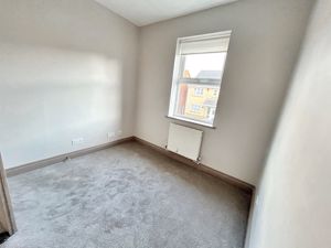 Bedroom- click for photo gallery